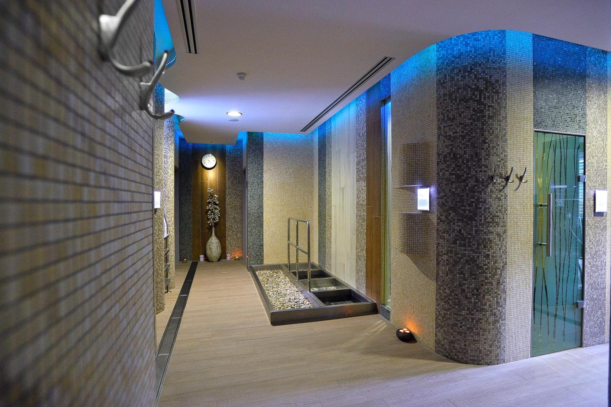بيك بود سنيزكو Hotel Pecr Deep المظهر الخارجي الصورة
