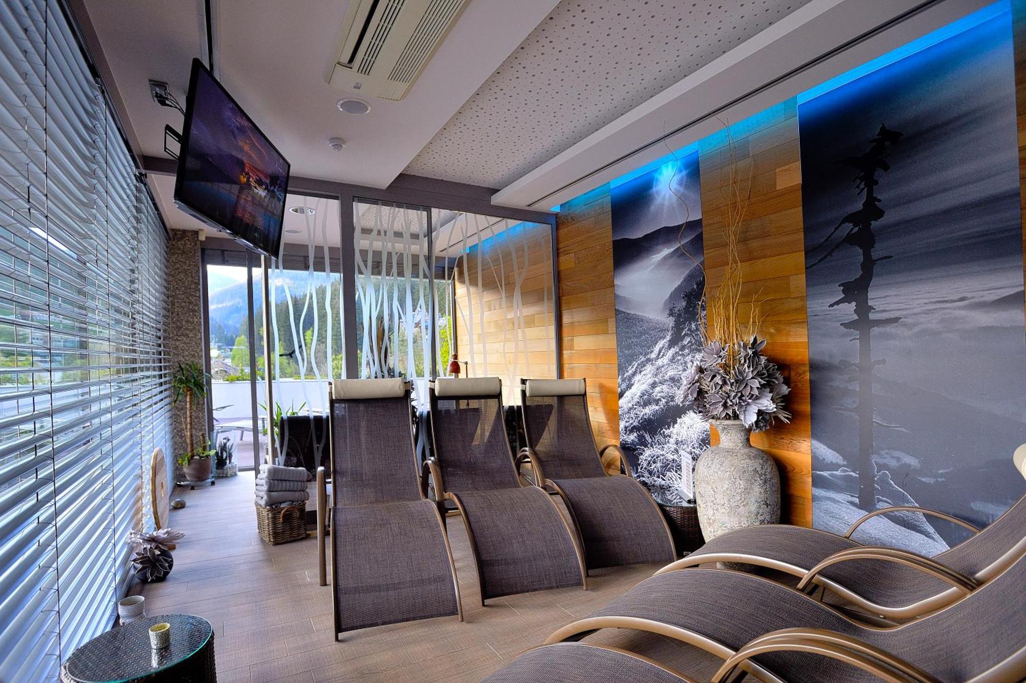 بيك بود سنيزكو Hotel Pecr Deep المظهر الخارجي الصورة