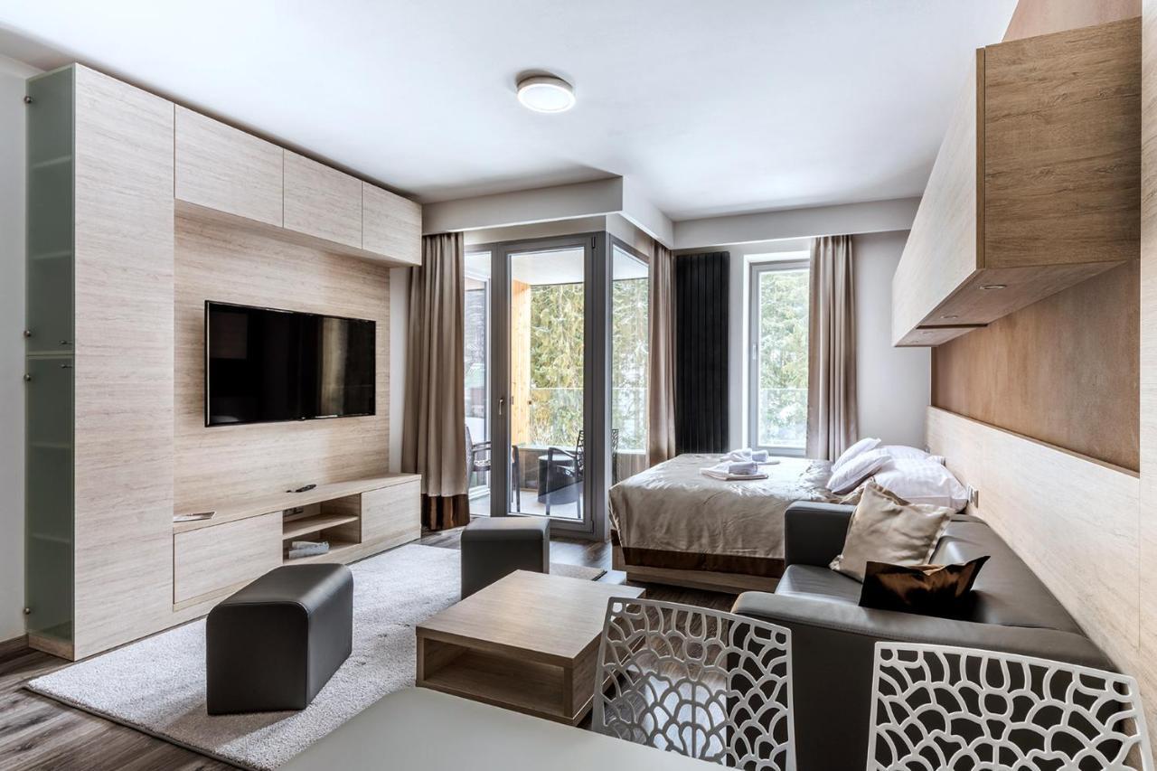 بيك بود سنيزكو Hotel Pecr Deep المظهر الخارجي الصورة