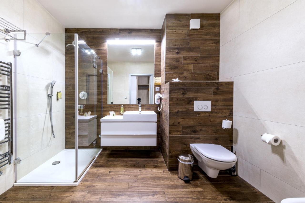 بيك بود سنيزكو Hotel Pecr Deep المظهر الخارجي الصورة